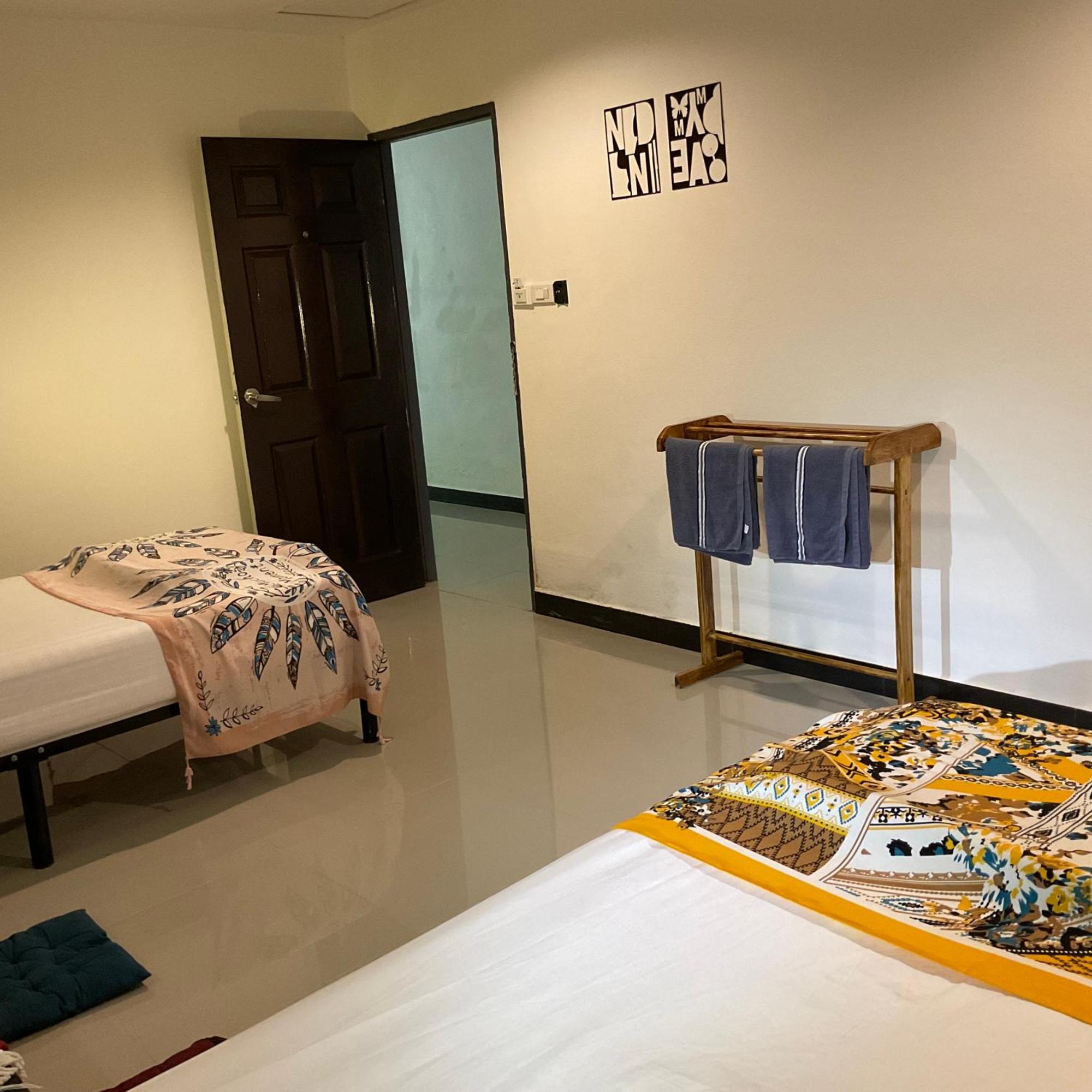 Wake Up @Lanta Hotel : Cafe Ko Lanta Extérieur photo
